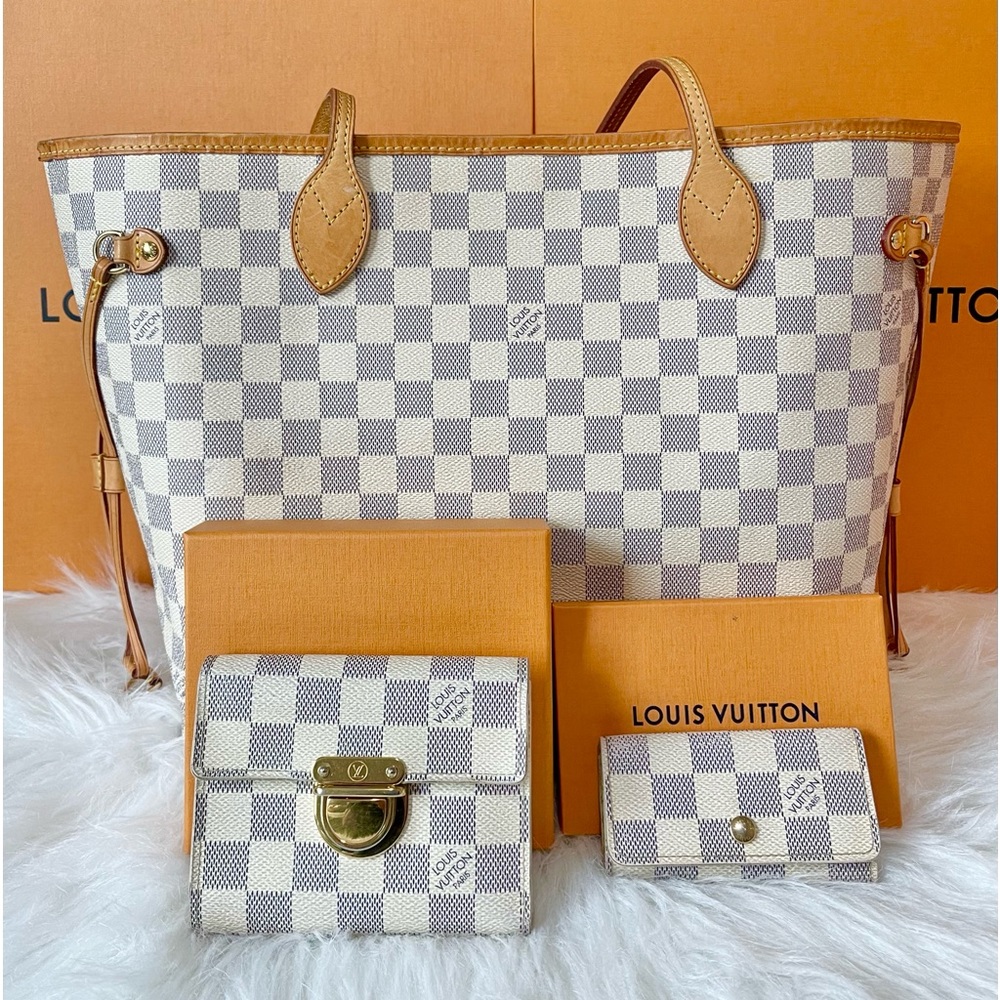 3 in 1 Bundle sale!Neverfull MM Damier Azur ,Wallet +key/card holder